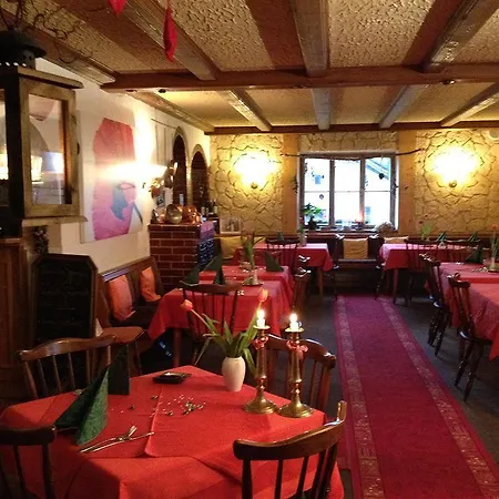 Antjes Schmankerlhotel Und Restaurant בית הארחה Tröstau