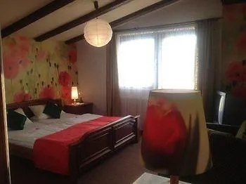 Antjes Schmankerlhotel Und Restaurant Pensión