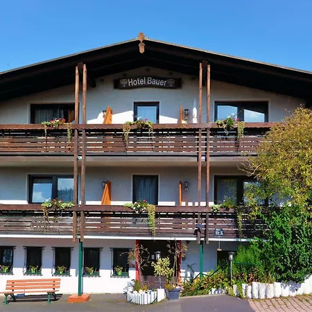Antjes Schmankerlhotel Und Restaurant בית הארחה 3*