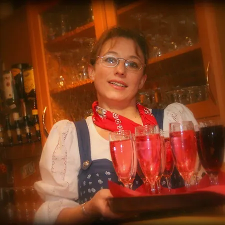 게스트하우스 Antjes Schmankerlhotel Und Restaurant