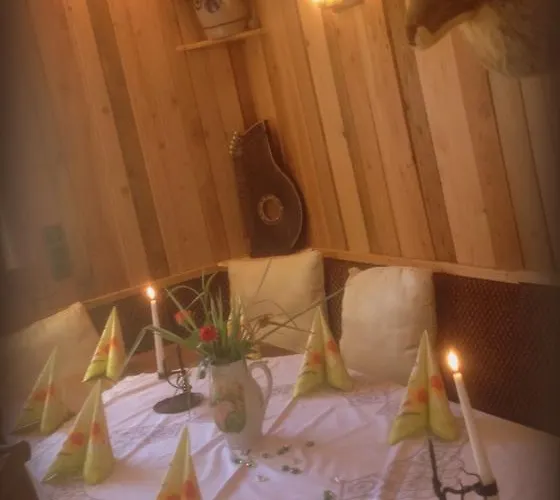 Antjes Schmankerlhotel Und Restaurant בית הארחה