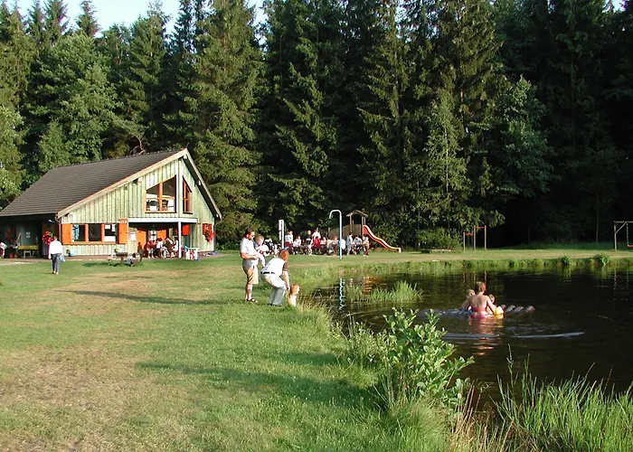 בית הארחה Antjes Schmankerlhotel Und Restaurant Tröstau